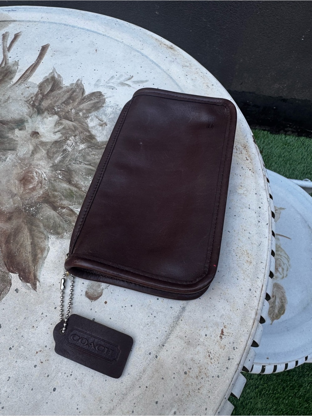 Vintage Coach Chunky Case in Mahogany Brown